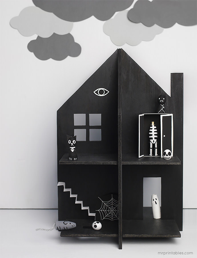 DIY Haunted Doll House (via Mr Printables)