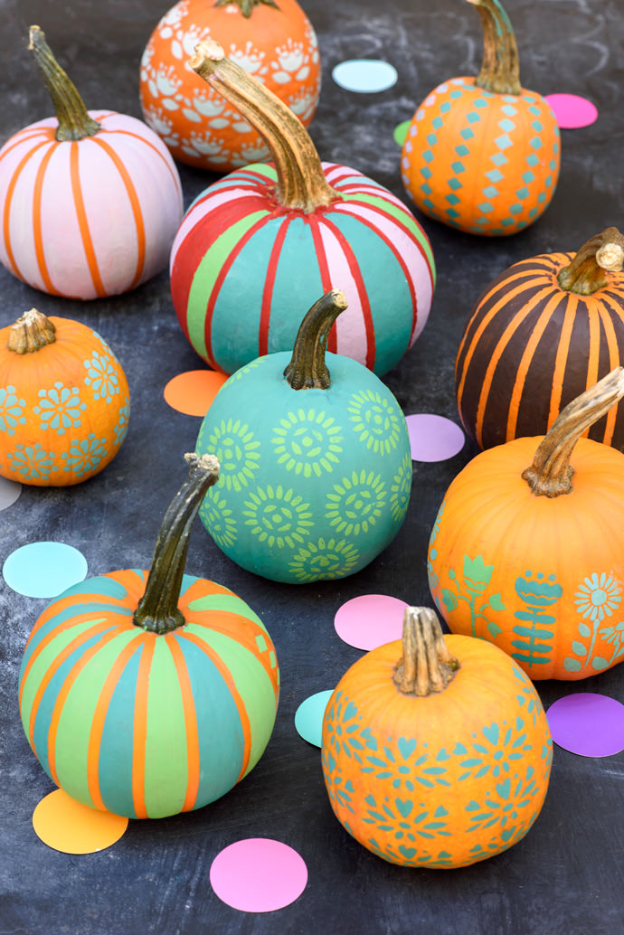 DIY Chalk Paint Mini Pumpkin Patch