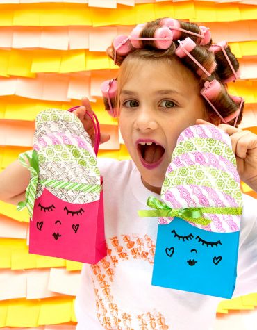 Rolli Stamp: The 1-Inch Printing Press