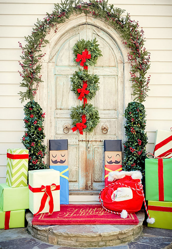 The Great Christmas Giveaway: Front Door Finale 