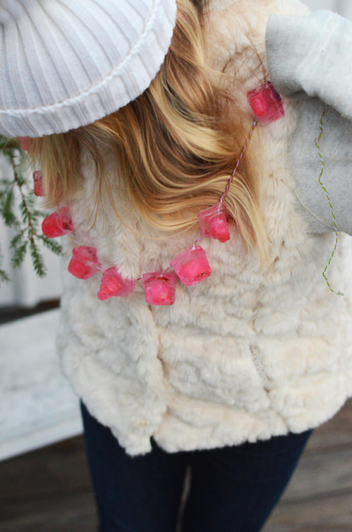 DIY Ice Cube Garland