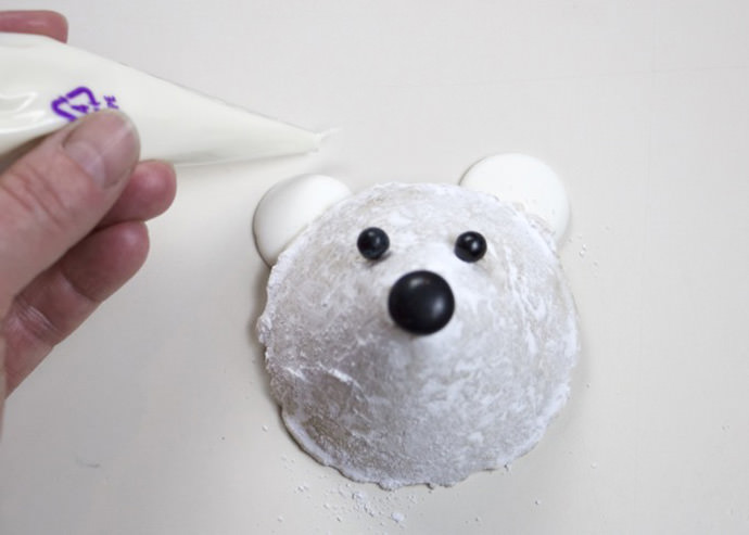 Easy No-Bake Polar Bear Cookies