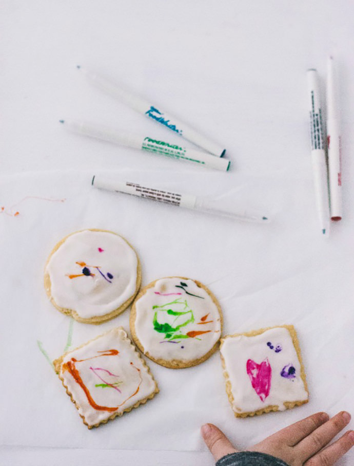 DIY Scribble Art Sugar Cookies