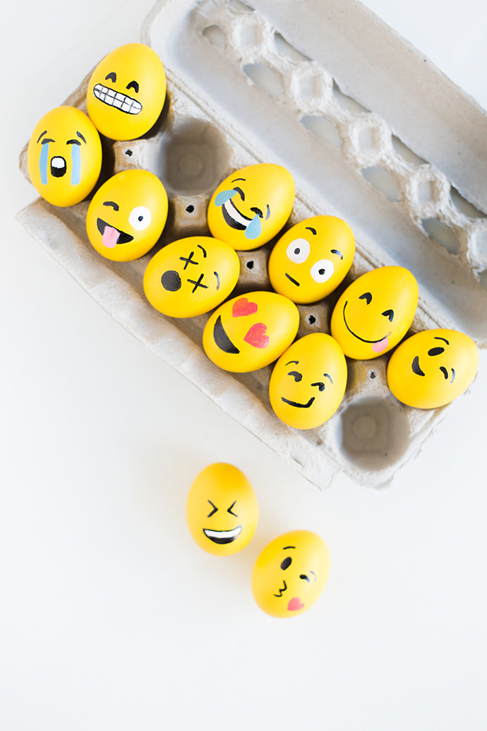 DIY Emoji Easter Eggs via Studio DIY