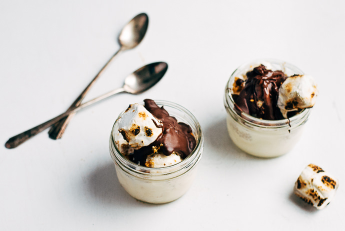 S'Mores Ice Cream Sundaes