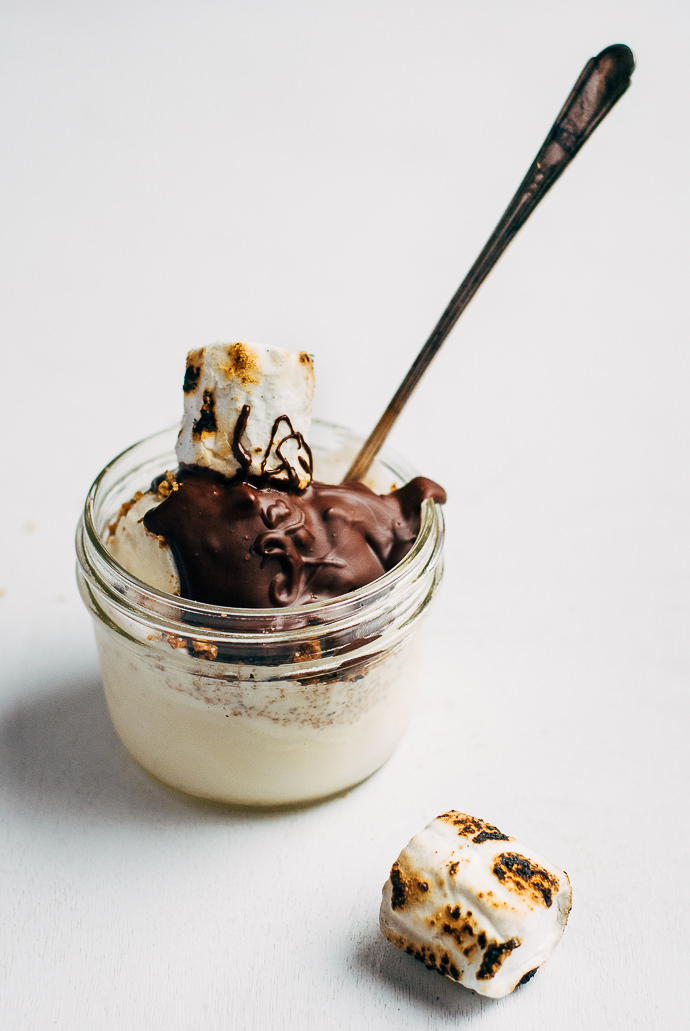 S'Mores Ice Cream Sundaes