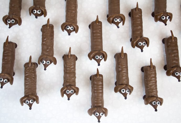 Easy Candy Bar Party Pups Tutorial