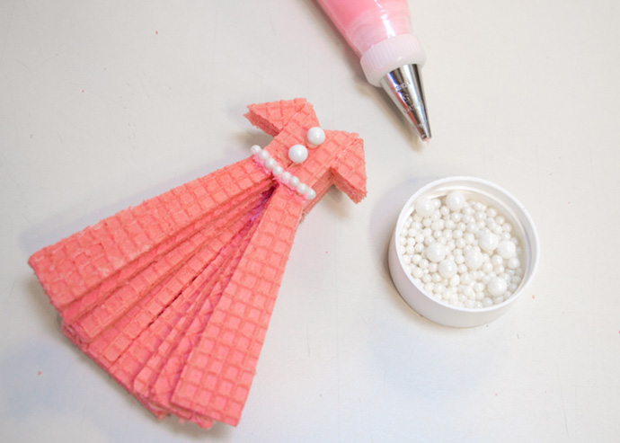 Sugar Wafer Dress Cookies 