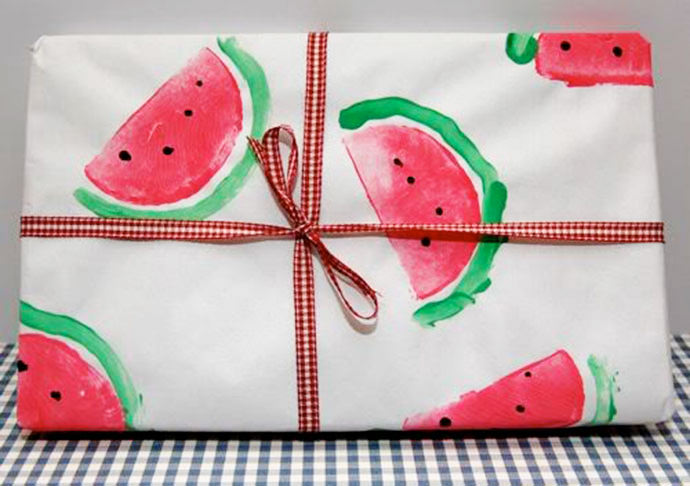 DIY Watermelon Giftwrap 