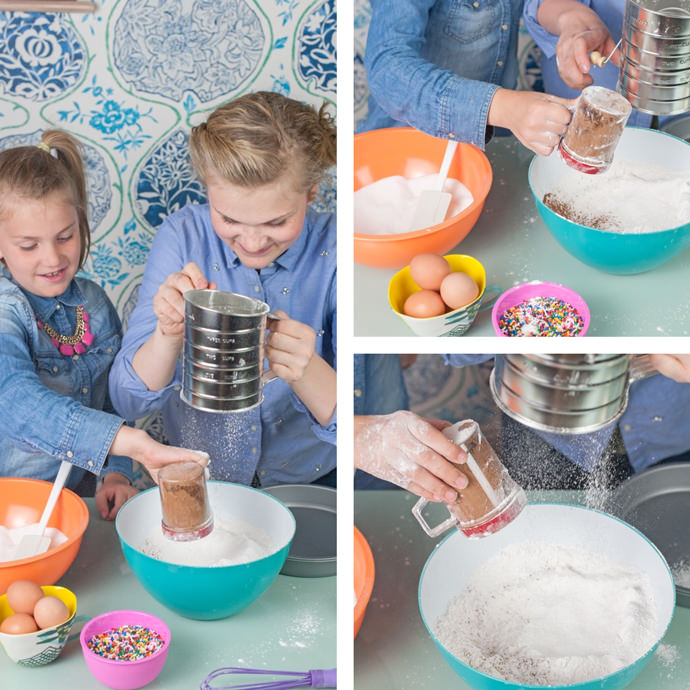 A Super Sweet Cake Recipe for Messy Bakers 