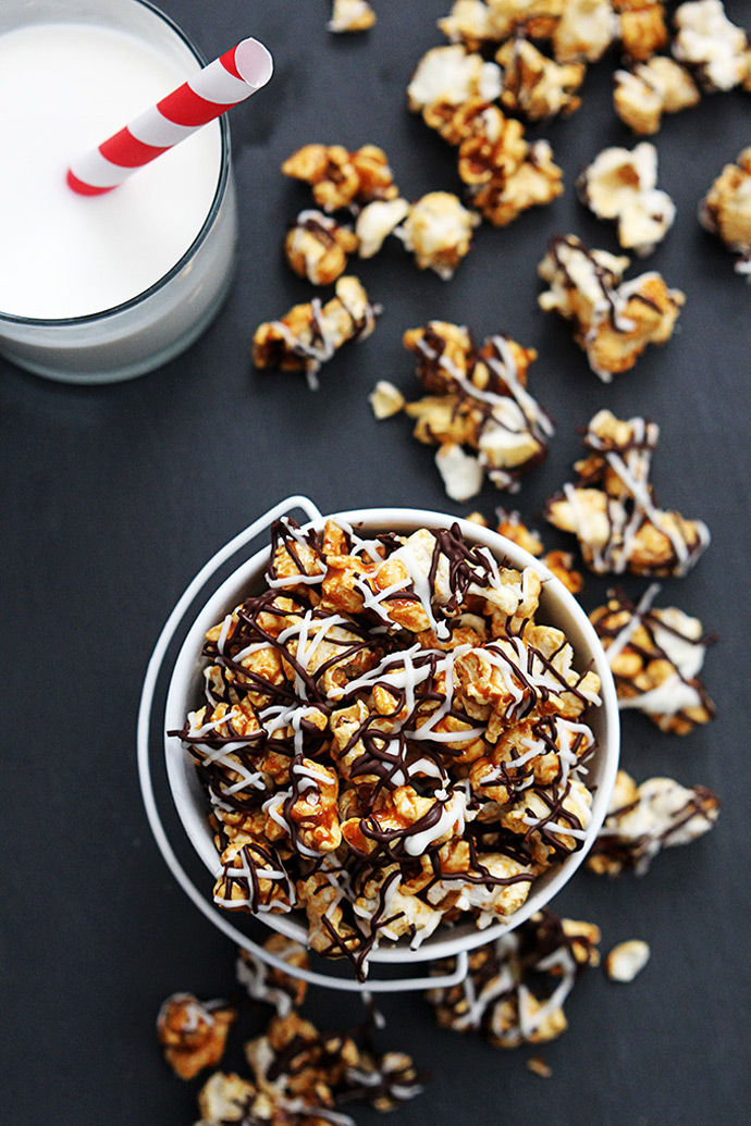 Quick and Easy Chocolate Caramel Popcorn Recipe 