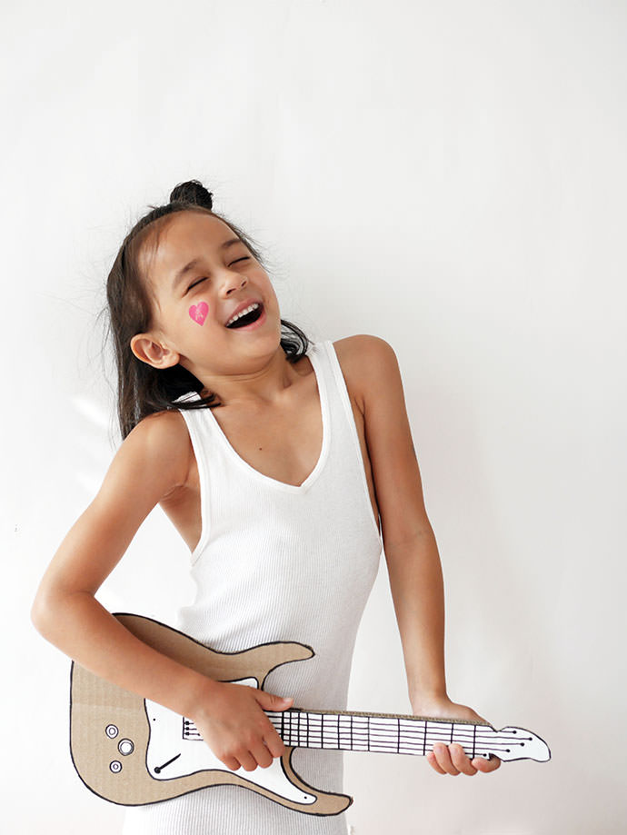 DIY Cardboard Guitar