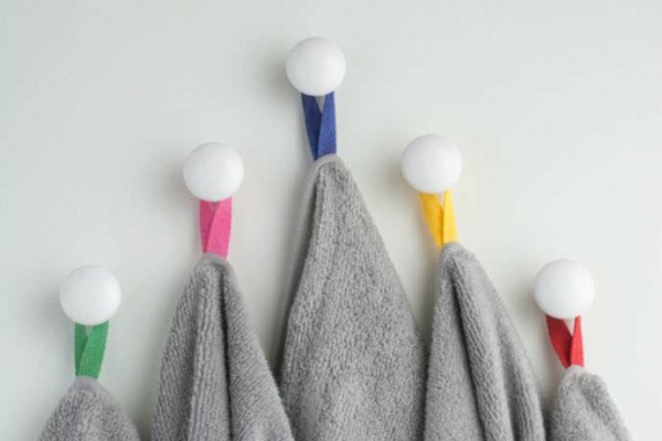 Color-Coded Towel DIY from Design Mom
