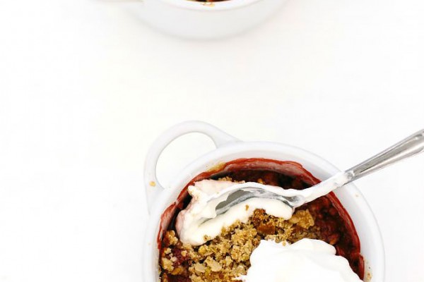 Mini Berry Pistachio Crumbles Recipe