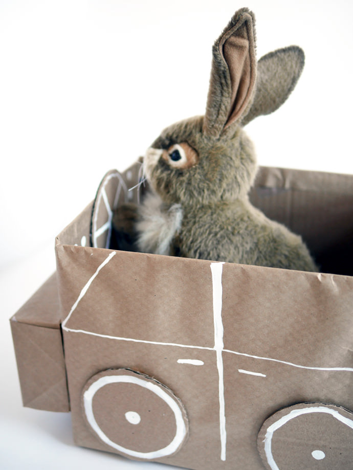 Kids Room Storage - DIY Recycled Cardboard Car