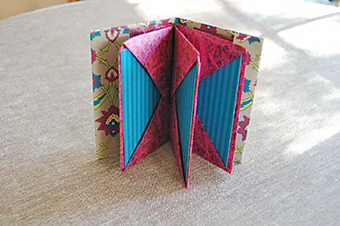 DIY Origami Blizzard Book