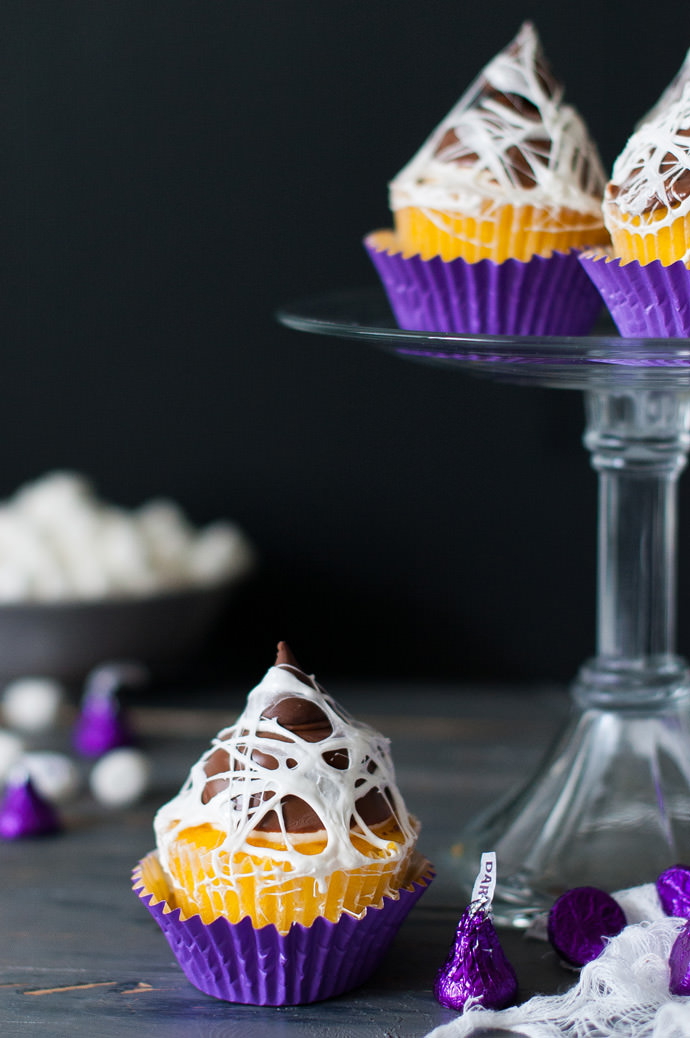 Spooky Marshmallow Web Cupcake Topper