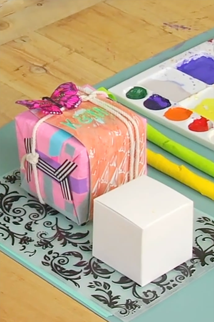 The Secret To Perfect Gift Wrapping ⋆ Handmade Charlotte