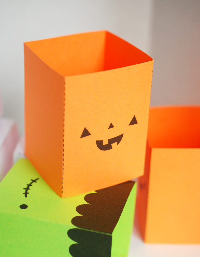 Printable Halloween Friends Stacking Game