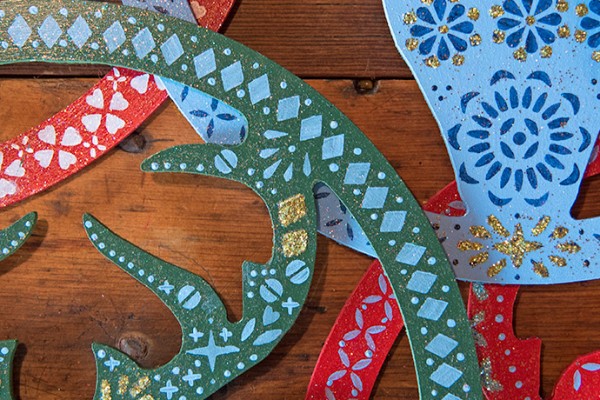 Glittery Fun Holiday Tablescape