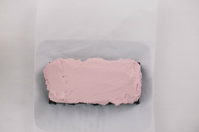 Rectangle Cake with Vanilla Buttercream Recipe