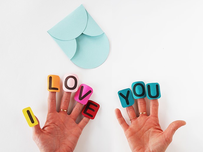 Say I Love You with A Finger Craft Valentine