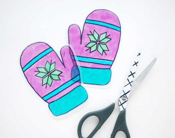 DIY Shrinky-Dink Mitten Garland for Kids