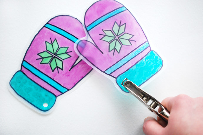 DIY Shrinky-Dink Mitten Garland for Kids