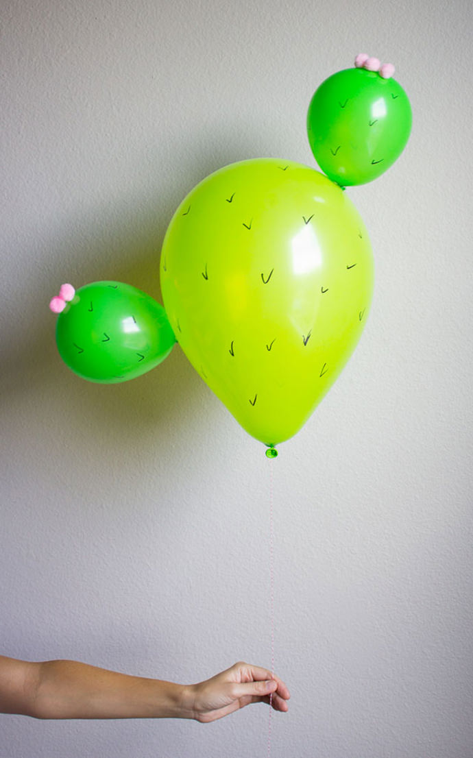 DY Cactus Balloons