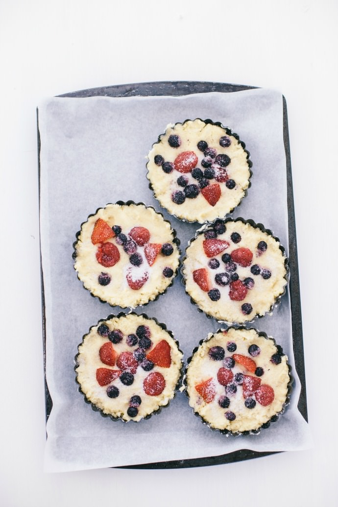 Berry Breakfast Cakes