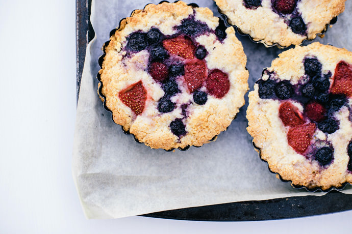 Berry Breakfast Cakes