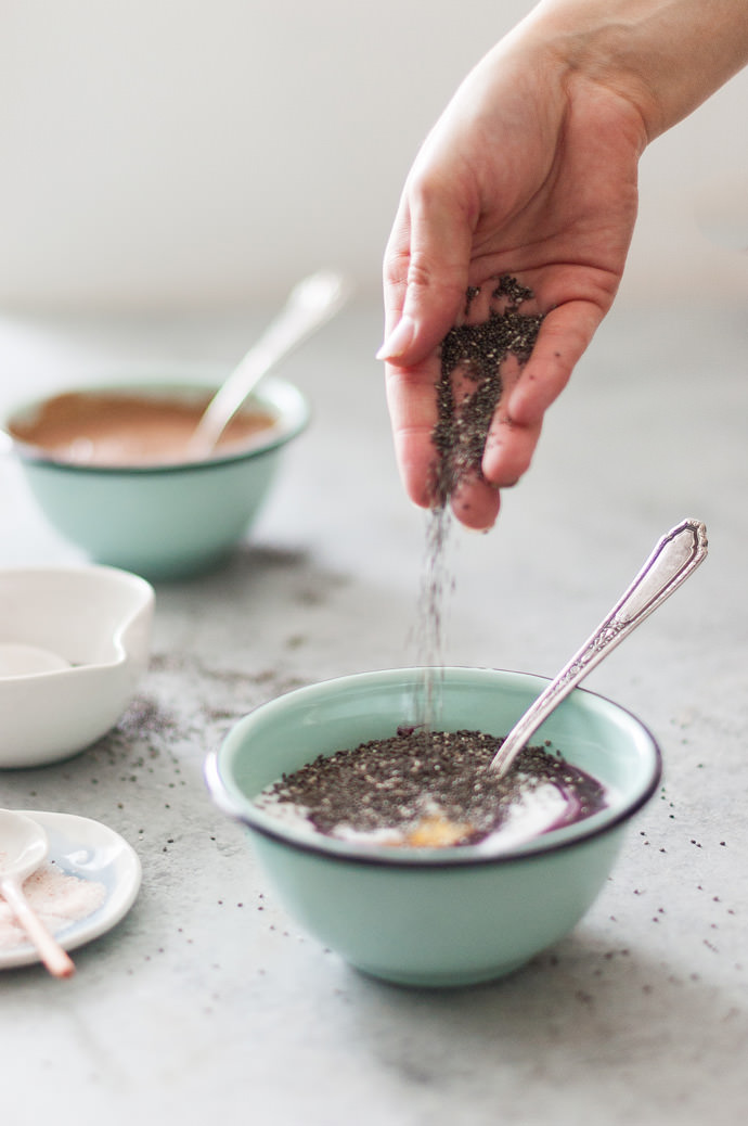 Chocolate Berry Chia Pudding Parfaits