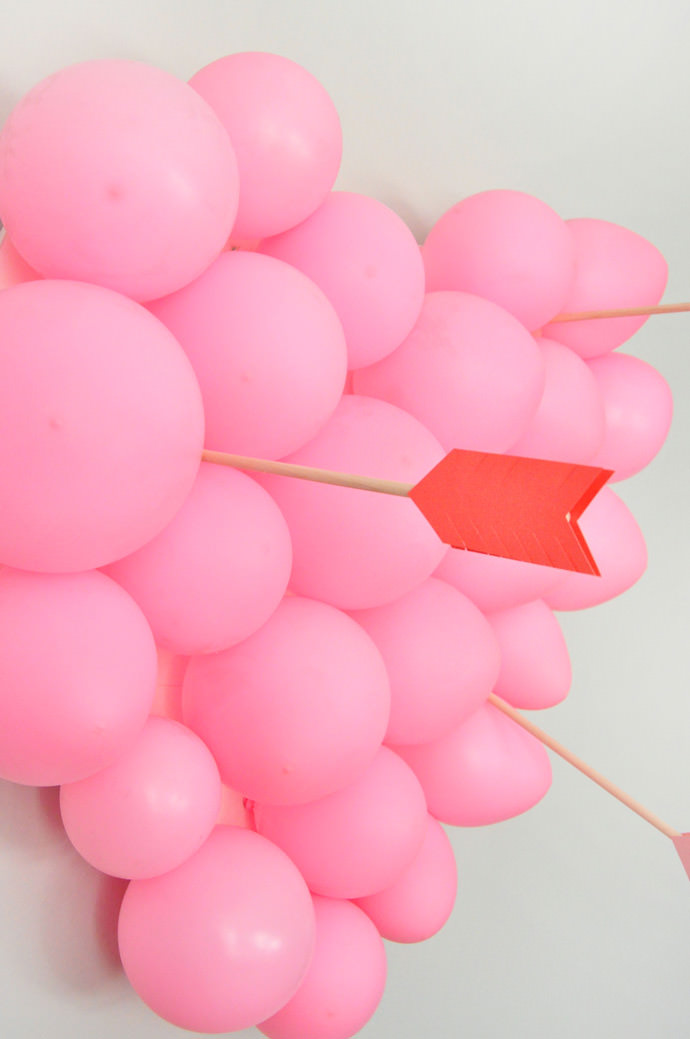 Valentine’s Day Carnival: DIY Balloon Pop