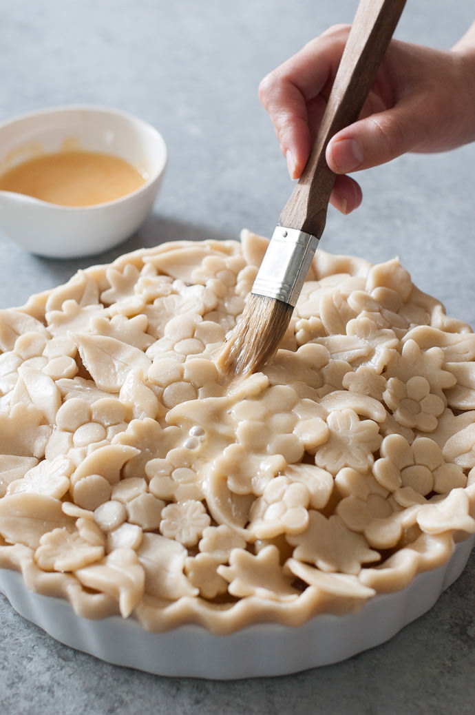 Edible Flower Pie Crust Tutorial