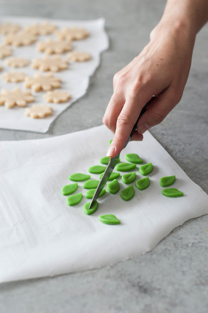 Daisy Chain Pie Crust Tutorial