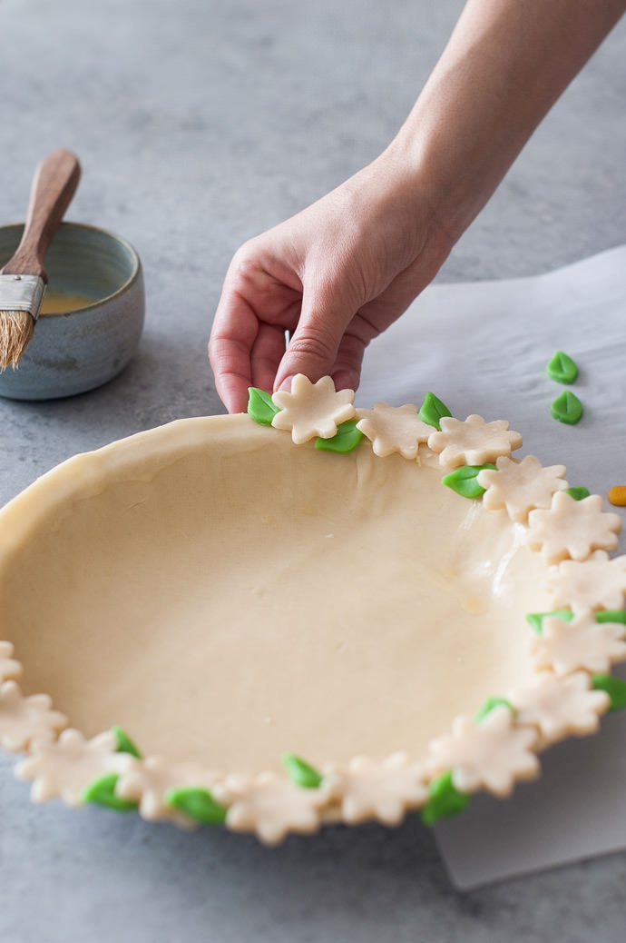 Daisy Chain Pie Crust Tutorial