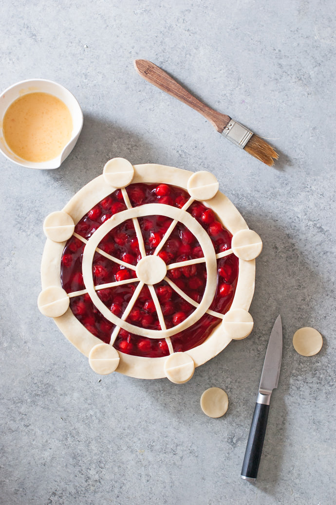 Ferris Wheel Pie Crust Tutorial