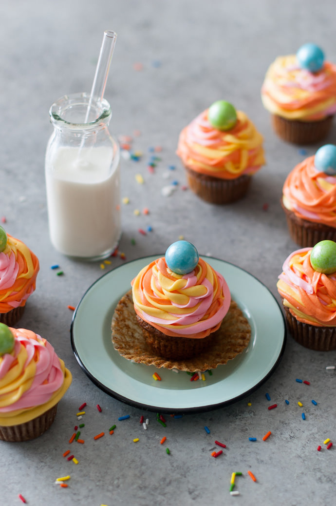 Ribbon Frosted Carrot Cake Cupcakes