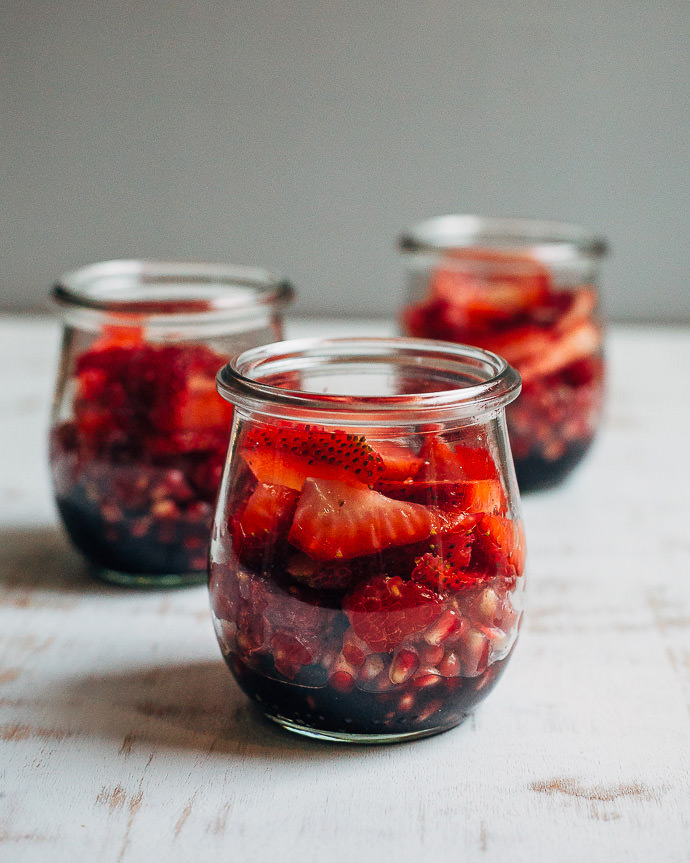 Healthy Summer Snacks: Ombre Fruit Cups