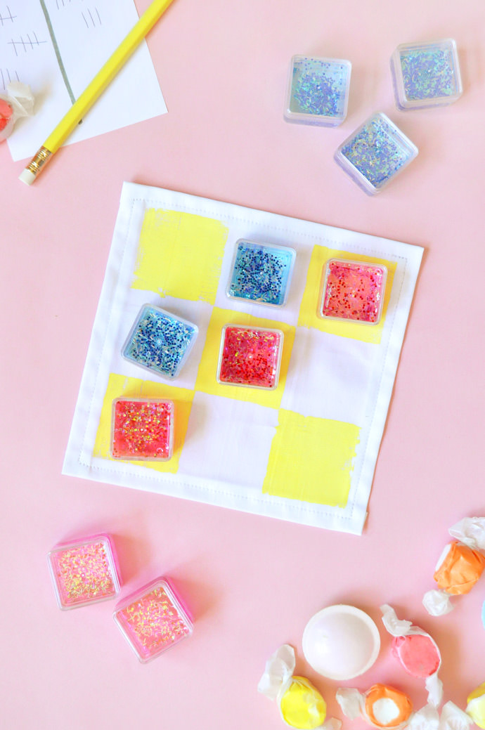 DIY Glitter Tic Tac Toe