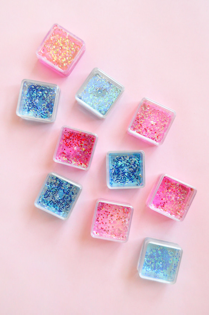 DIY Glitter Tic Tac Toe