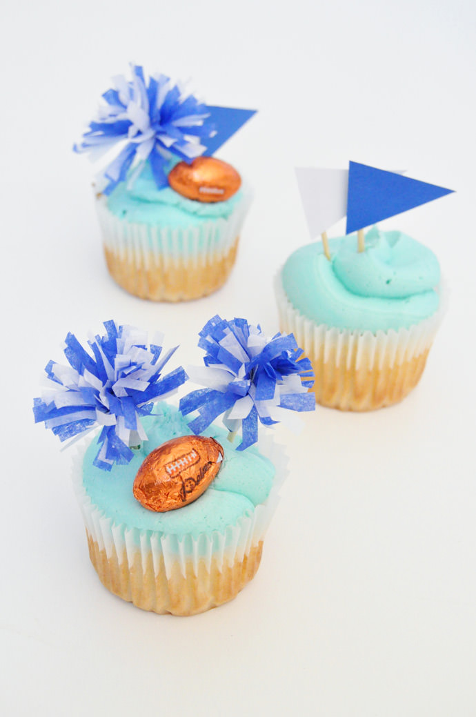 Go Team! DIY Pom Pom Cupcake Toppers