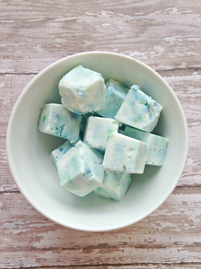 Homemade Vapor Rub Shower Cubes