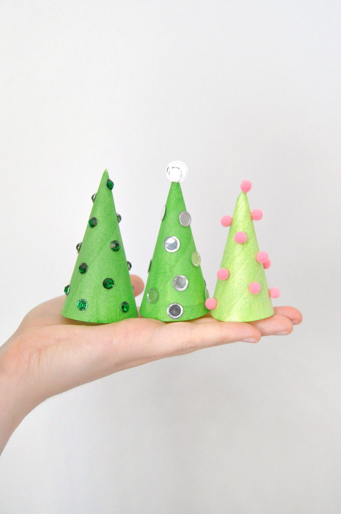 DIY Wooden Christmas Trees