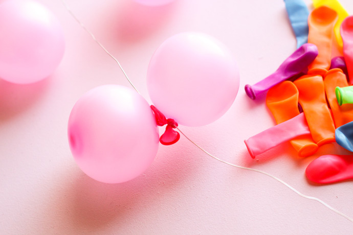 DIY Rainbow Balloon Cake Topper