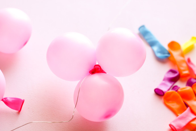 DIY Rainbow Balloon Cake Topper