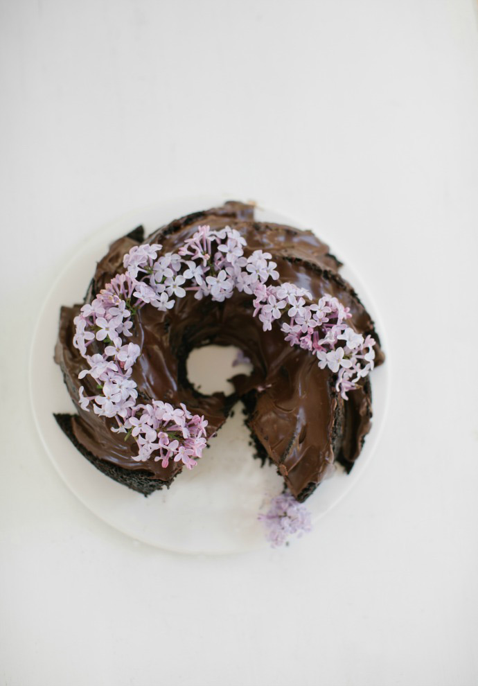 Chocolate Cake with Flowers