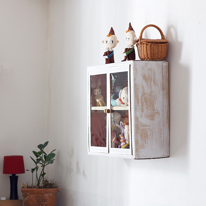 DIY Cardboard Display Cabinet