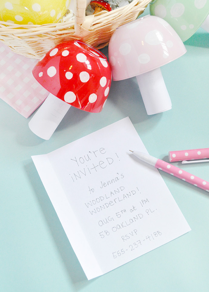 DIY Toadstool Invitations