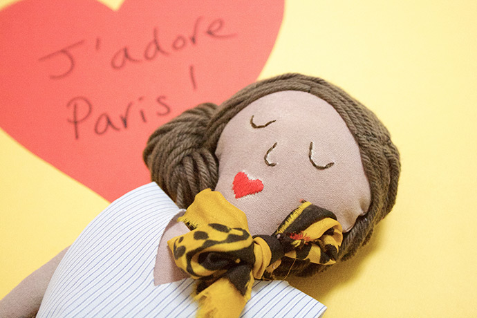 Dolls Around the World: Paris